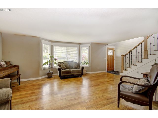 9114 Ne MEADOWBROOK Cir, Vancouver, WA 98664