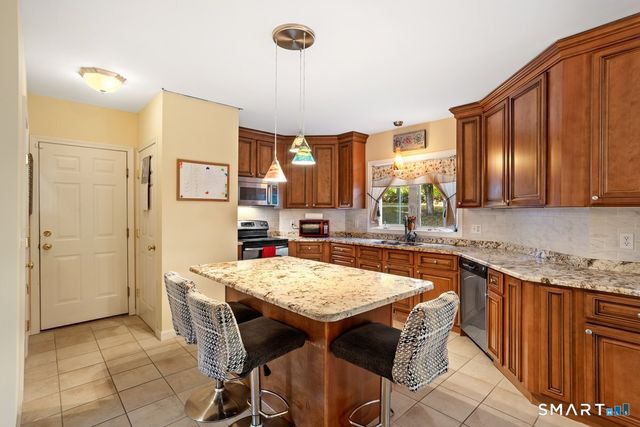 38 Brookside Drive, Norwich, CT 06360