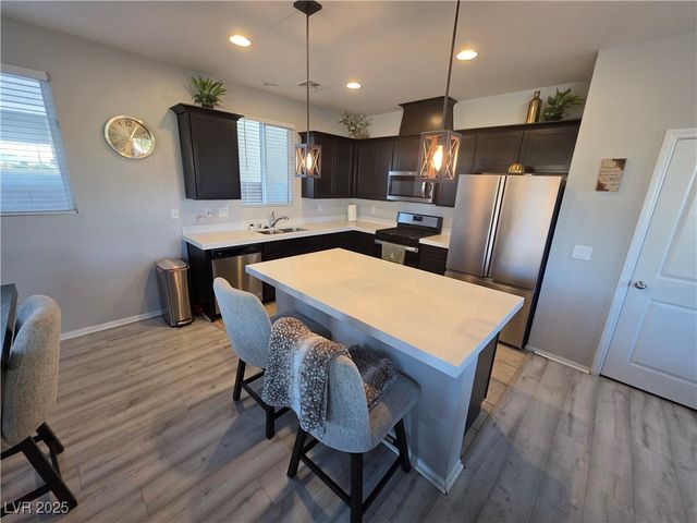 1010 Solemn Cactus Avenue, Las Vegas, NV 89031