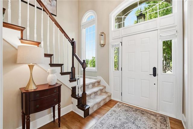 15231 Woodson Lane, Overland Park, KS 66223