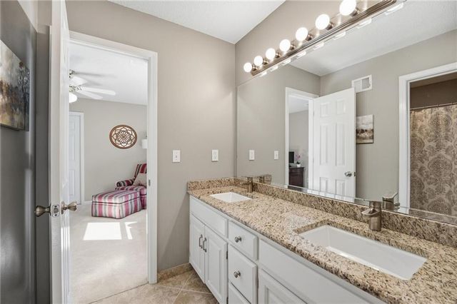 15231 Woodson Lane, Overland Park, KS 66223