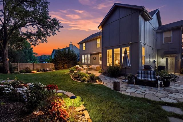 15231 Woodson Lane, Overland Park, KS 66223