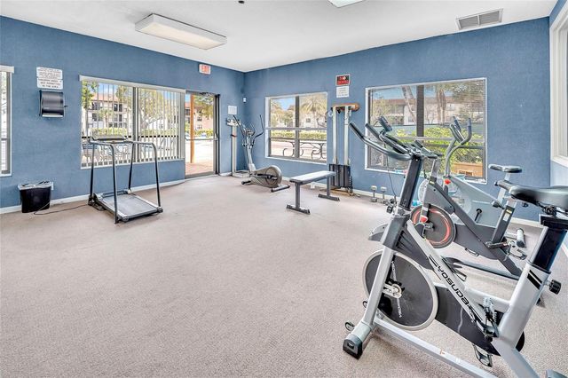 4975 E Sabal Palm Boulevard 408, Tamarac, FL 33319