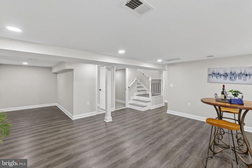 Image 31 of property listing at 3114 BETLOU JAMES PL, Baltimore, MD 21207