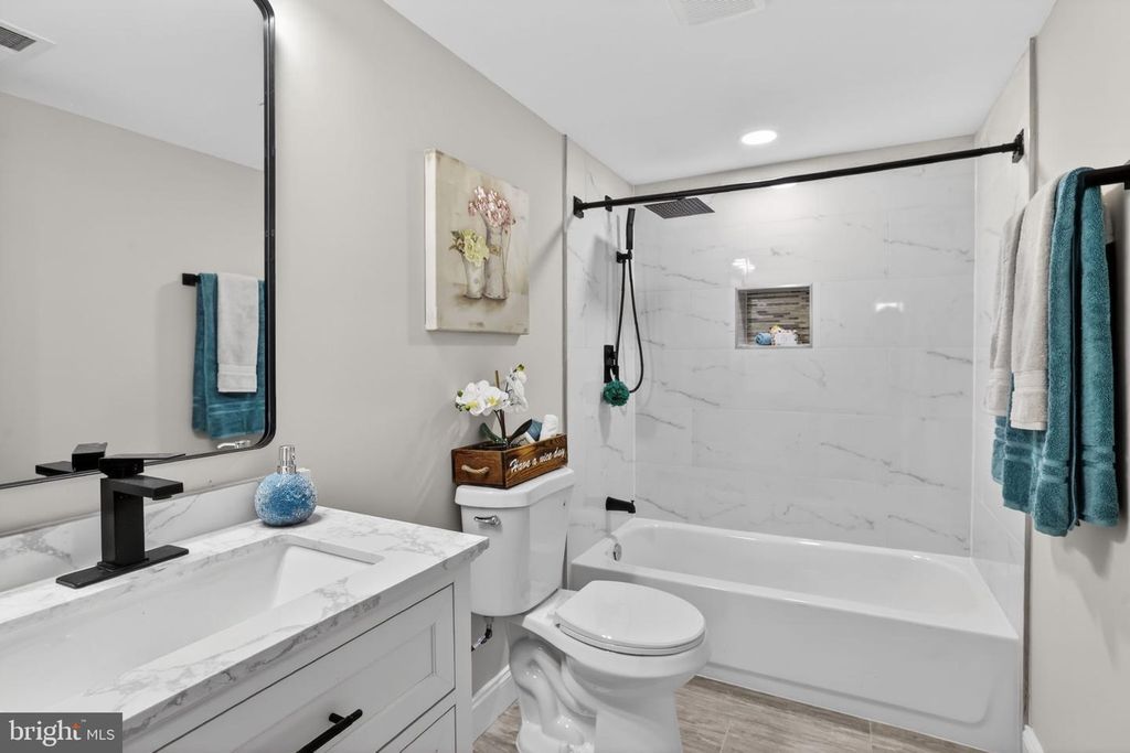 Image 32 of property listing at 3114 BETLOU JAMES PL, Baltimore, MD 21207