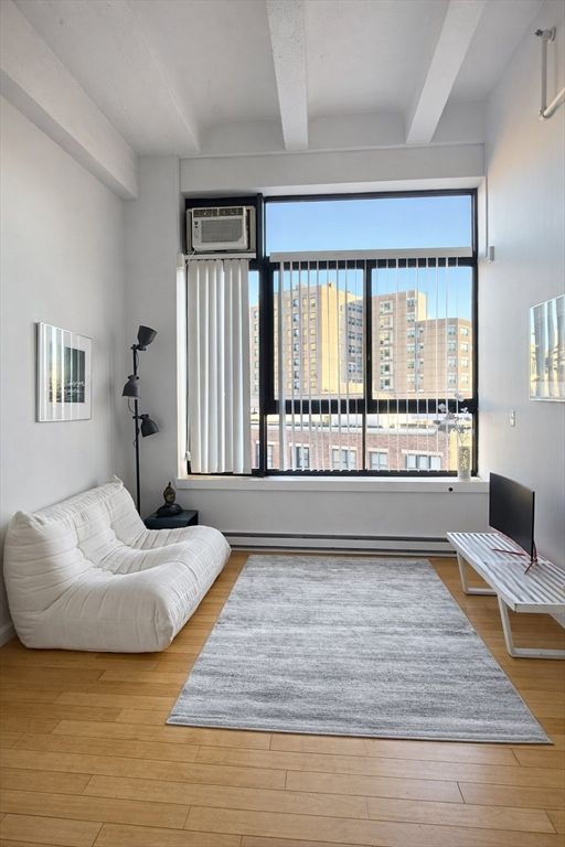 12 Stoneholm St 516, Boston, MA 02115