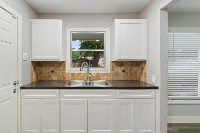 1432 Meadowbrook Drive, Garland, TX 75042
