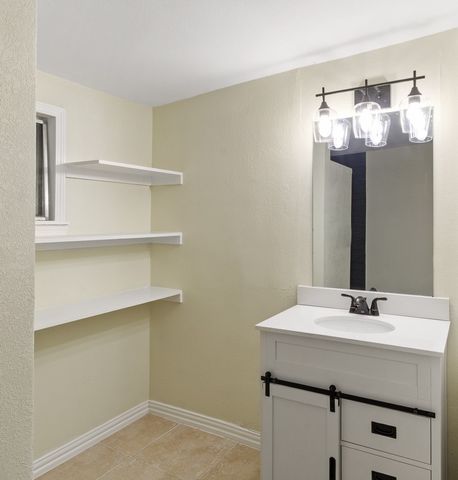 1432 Meadowbrook Drive, Garland, TX 75042