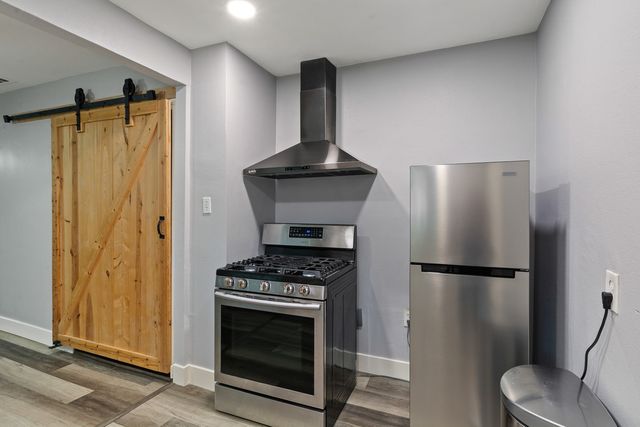 1432 Meadowbrook Drive, Garland, TX 75042