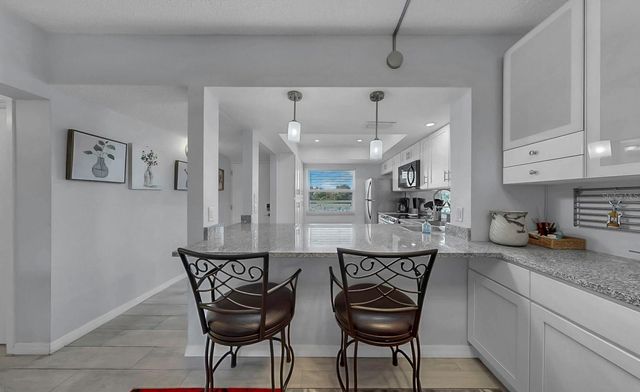 7321 CENTRAL AVENUE 307, St Petersburg, FL 33710