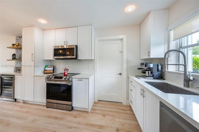9441 SW 52nd Terrace, Miami, FL 33165