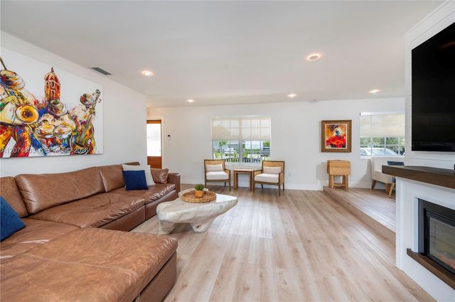 9441 SW 52nd Terrace, Miami, FL 33165