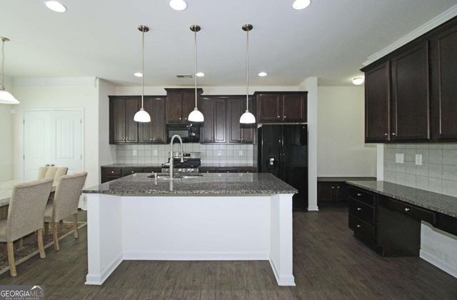 1390 Napa Valley Drive, Lawrenceville, GA 30045