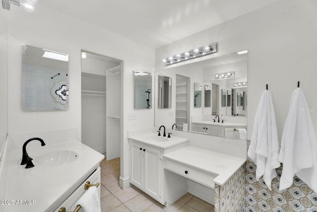 3420 N 45TH Street, Phoenix, AZ 85018