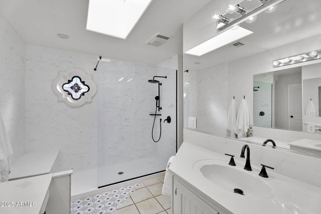 3420 N 45TH Street, Phoenix, AZ 85018