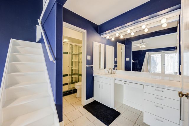 2501 Driscoll Street, Houston, TX 77019