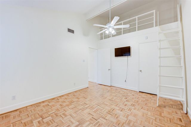 2501 Driscoll Street, Houston, TX 77019
