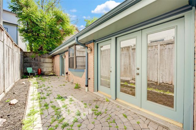 2501 Driscoll Street, Houston, TX 77019