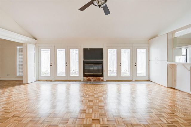 2501 Driscoll Street, Houston, TX 77019
