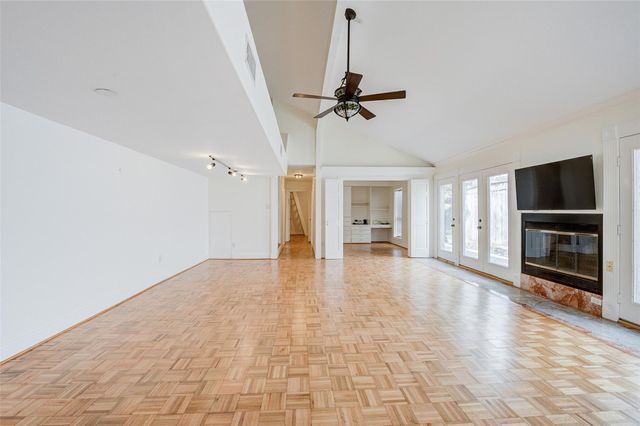 2501 Driscoll Street, Houston, TX 77019