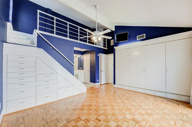 2501 Driscoll Street, Houston, TX 77019