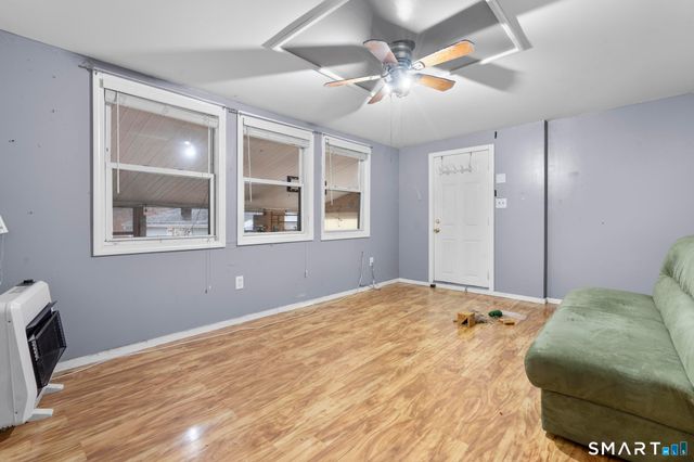 579 Sylvan Avenue, Waterbury, CT 06706