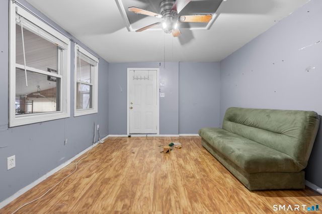 579 Sylvan Avenue, Waterbury, CT 06706