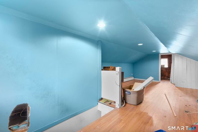 579 Sylvan Avenue, Waterbury, CT 06706