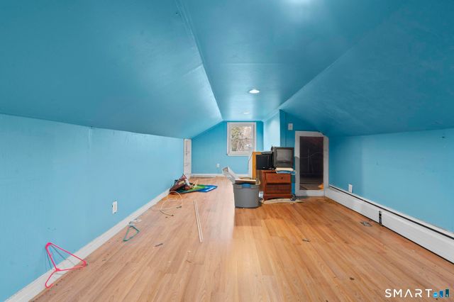 579 Sylvan Avenue, Waterbury, CT 06706