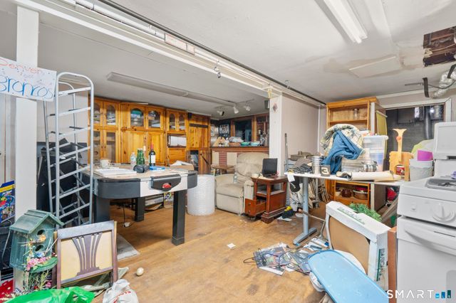 579 Sylvan Avenue, Waterbury, CT 06706