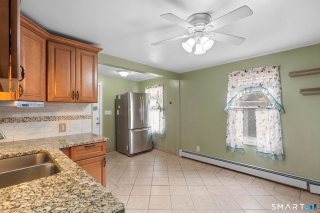 579 Sylvan Avenue, Waterbury, CT 06706