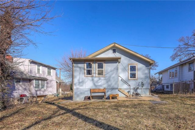 2815 Everett Avenue, Kansas City, KS 66102