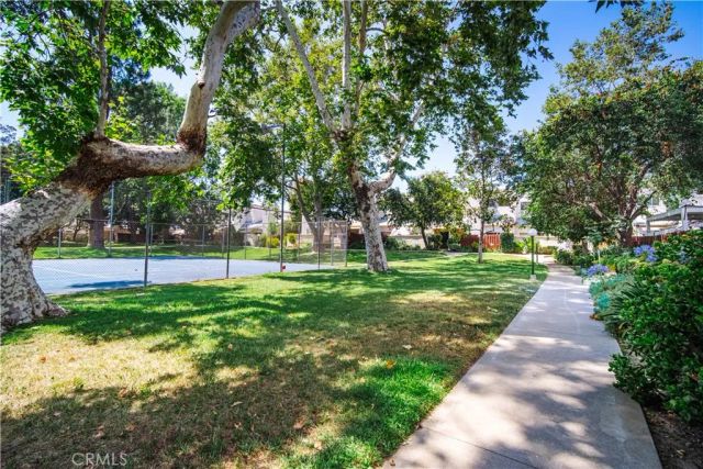 8851 Independence Avenue APT 33, Los Angeles, CA 91304