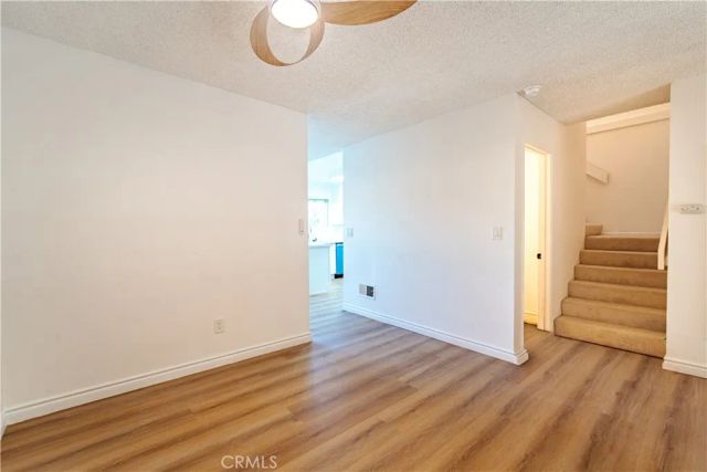 8851 Independence Avenue APT 33, Los Angeles, CA 91304