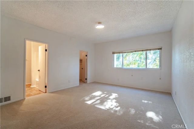 8851 Independence Avenue APT 33, Los Angeles, CA 91304