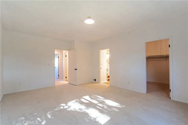8851 Independence Avenue APT 33, Los Angeles, CA 91304