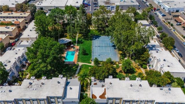 8851 Independence Avenue APT 33, Los Angeles, CA 91304