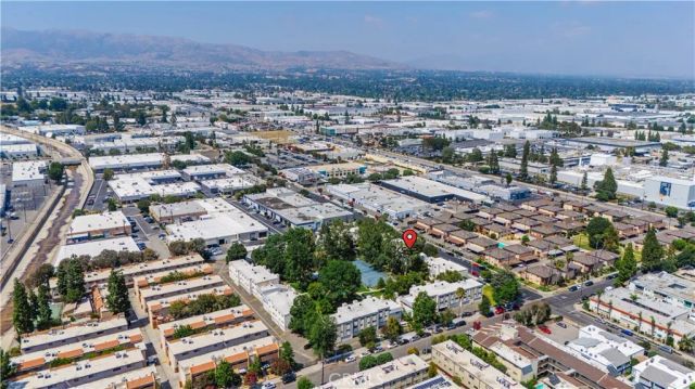 8851 Independence Avenue APT 33, Los Angeles, CA 91304