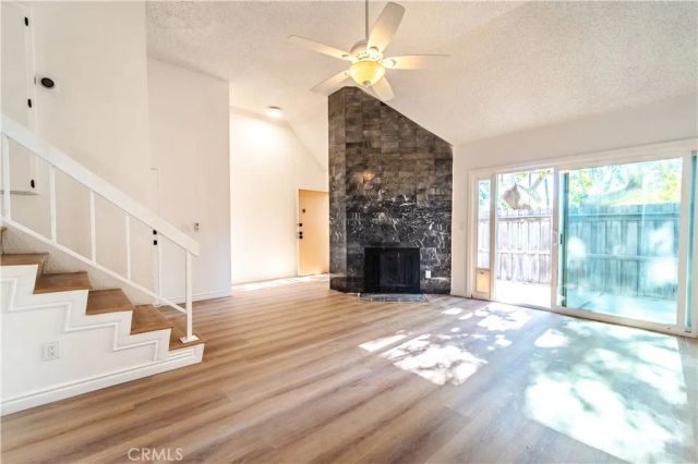 8851 Independence Avenue APT 33, Los Angeles, CA 91304