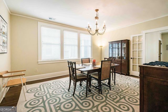 309 E 34th Street, Savannah, GA 31401