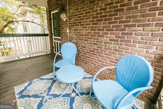 309 E 34th Street, Savannah, GA 31401