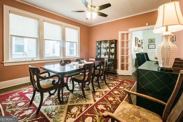 309 E 34th Street, Savannah, GA 31401