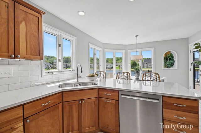 1554 Ponstein Drive, Hudsonville, MI 49426