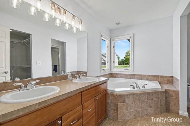 1554 Ponstein Drive, Hudsonville, MI 49426