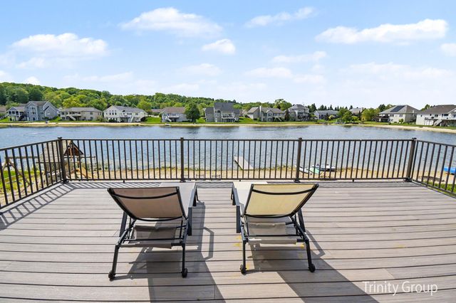 1554 Ponstein Drive, Hudsonville, MI 49426
