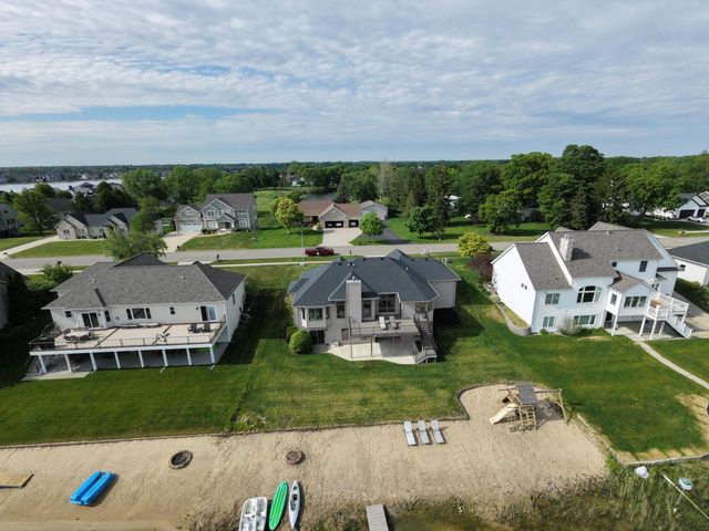 1554 Ponstein Drive, Hudsonville, MI 49426