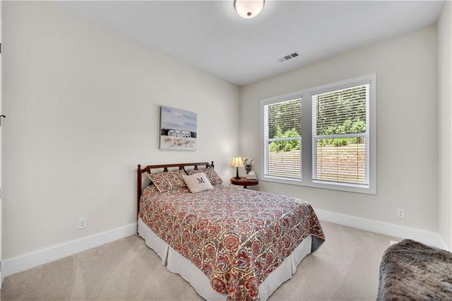 401 Oakleigh Avenue, Woodstock, GA 30188