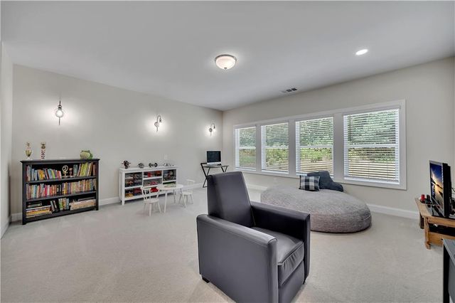 401 Oakleigh Avenue, Woodstock, GA 30188