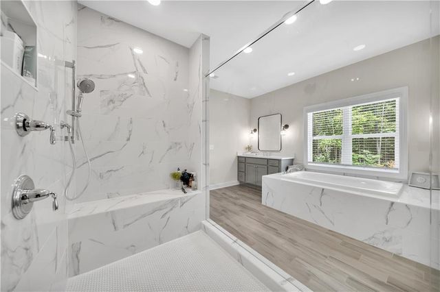 401 Oakleigh Avenue, Woodstock, GA 30188