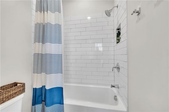 401 Oakleigh Avenue, Woodstock, GA 30188